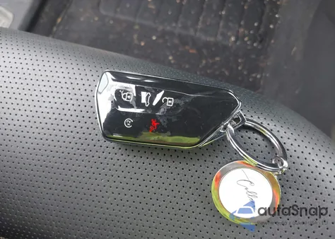 2024 Volkswagen Atlas Cross Sport 2.0T Sel Premium R-Line z USA, uszkodzony, nr VIN 1V2FE2CA9RC205192